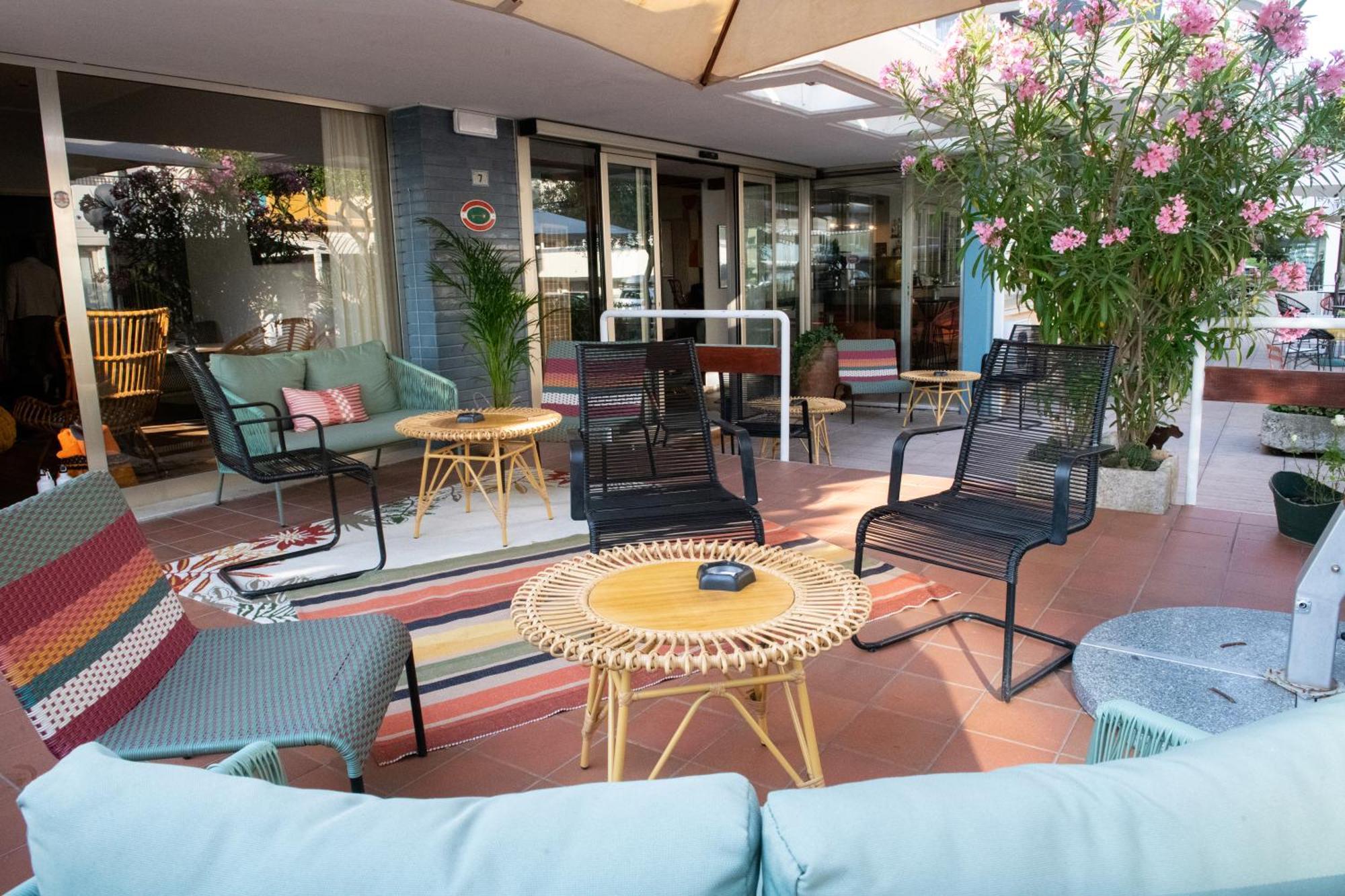 Hotel Mirabella Riccione Exterior photo