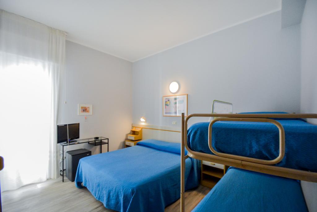 Hotel Mirabella Riccione Exterior photo