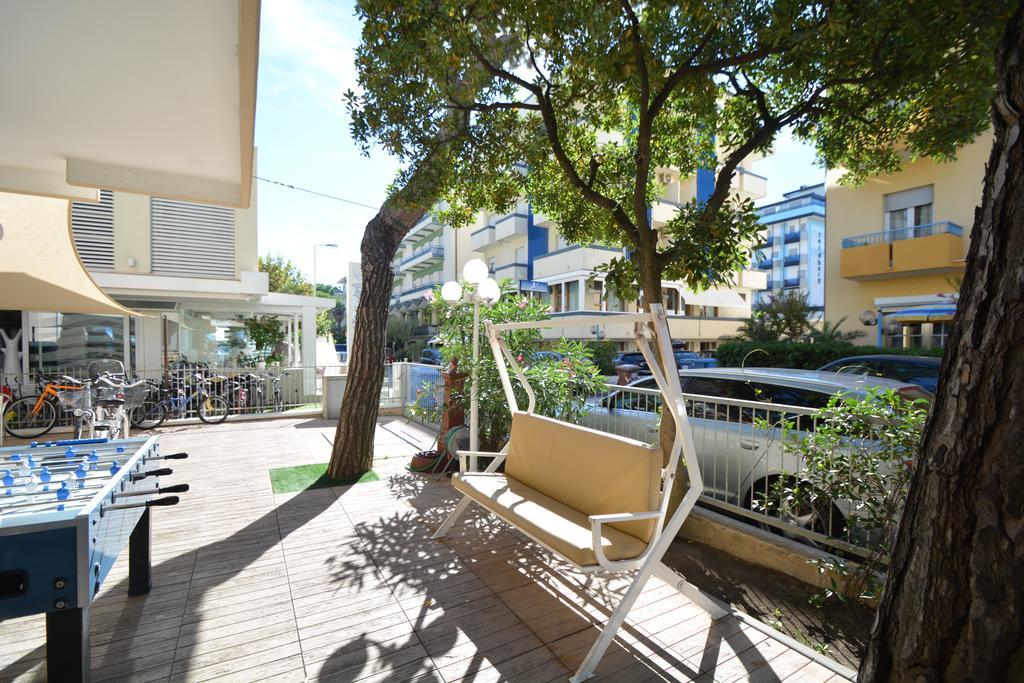 Hotel Mirabella Riccione Exterior photo