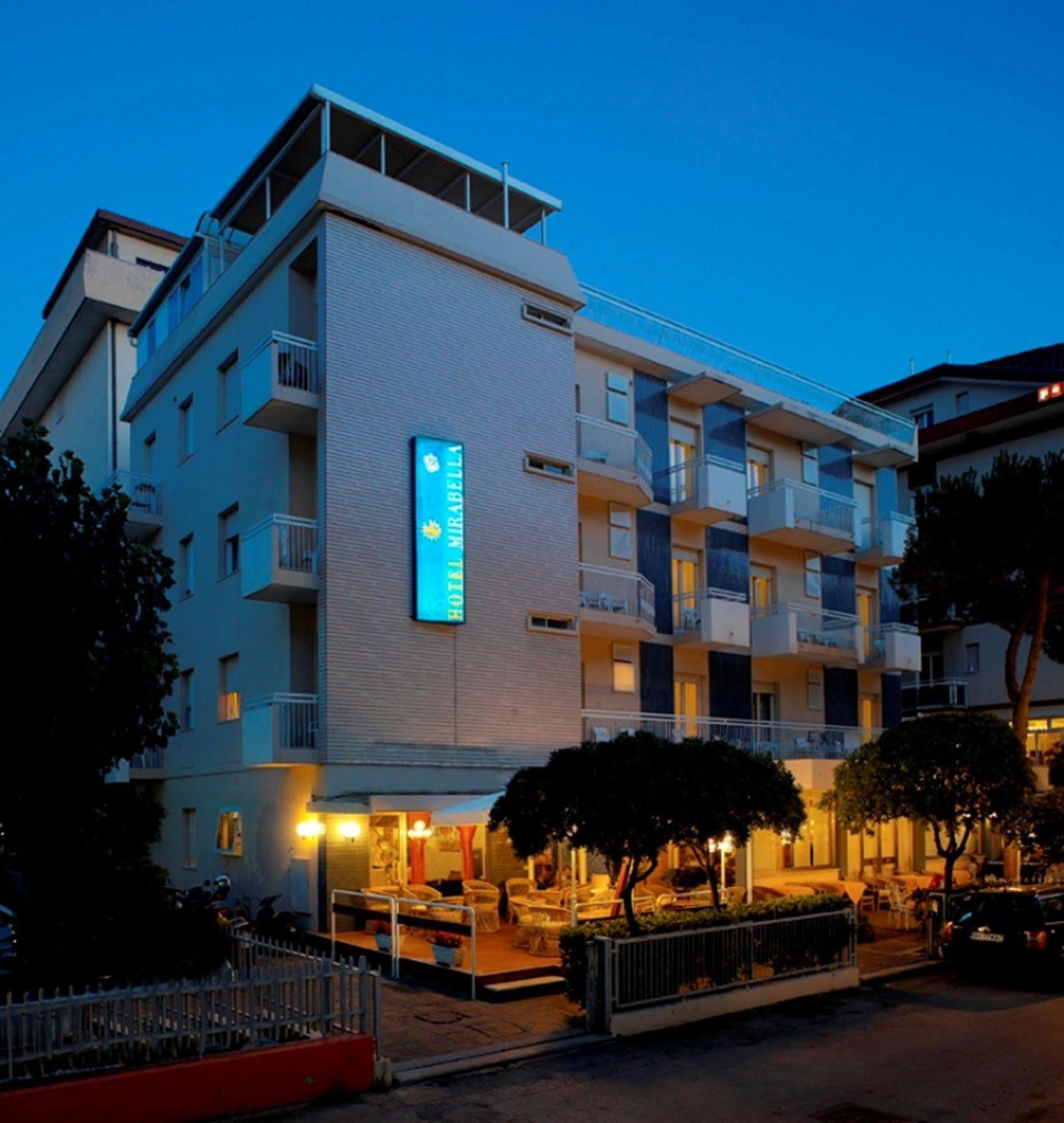 Hotel Mirabella Riccione Exterior photo